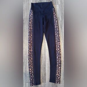 Beach Riot Sport Leggings with cheetah print small